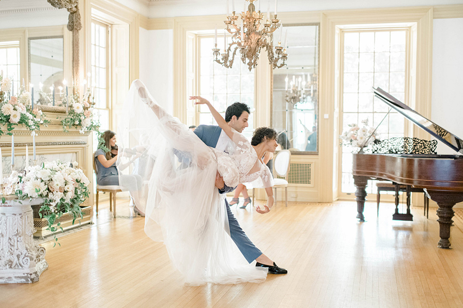Contemporary Weddings Magazine, CWeddingsMag.com, wedding ballet inspiration, ballet wedding portraits