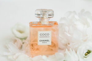 wedding perfume, bridal perfume, wedding scents, coco Chanel perfume, wedding day details