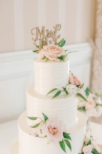 wedding cake, reception details, wedding cake design, simple and elegant wedding cake design