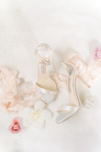 bridal shoes, wedding shoes, wedding day details, wedding day flat lay, bridal accessories
