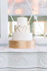 geometric wedding cake, wedding cake ideas, wedding cake inspiration, wedding cake styles, modern wedding cake ideas, trendy wedding cake ideas, Palermo's Bakery