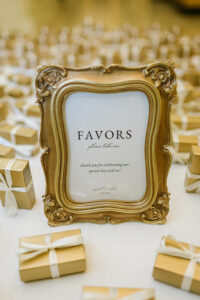 wedding favor sign, reception details, wedding favor ideas